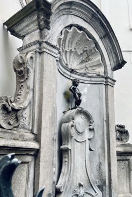 Brussels’ classic Manneken Pis